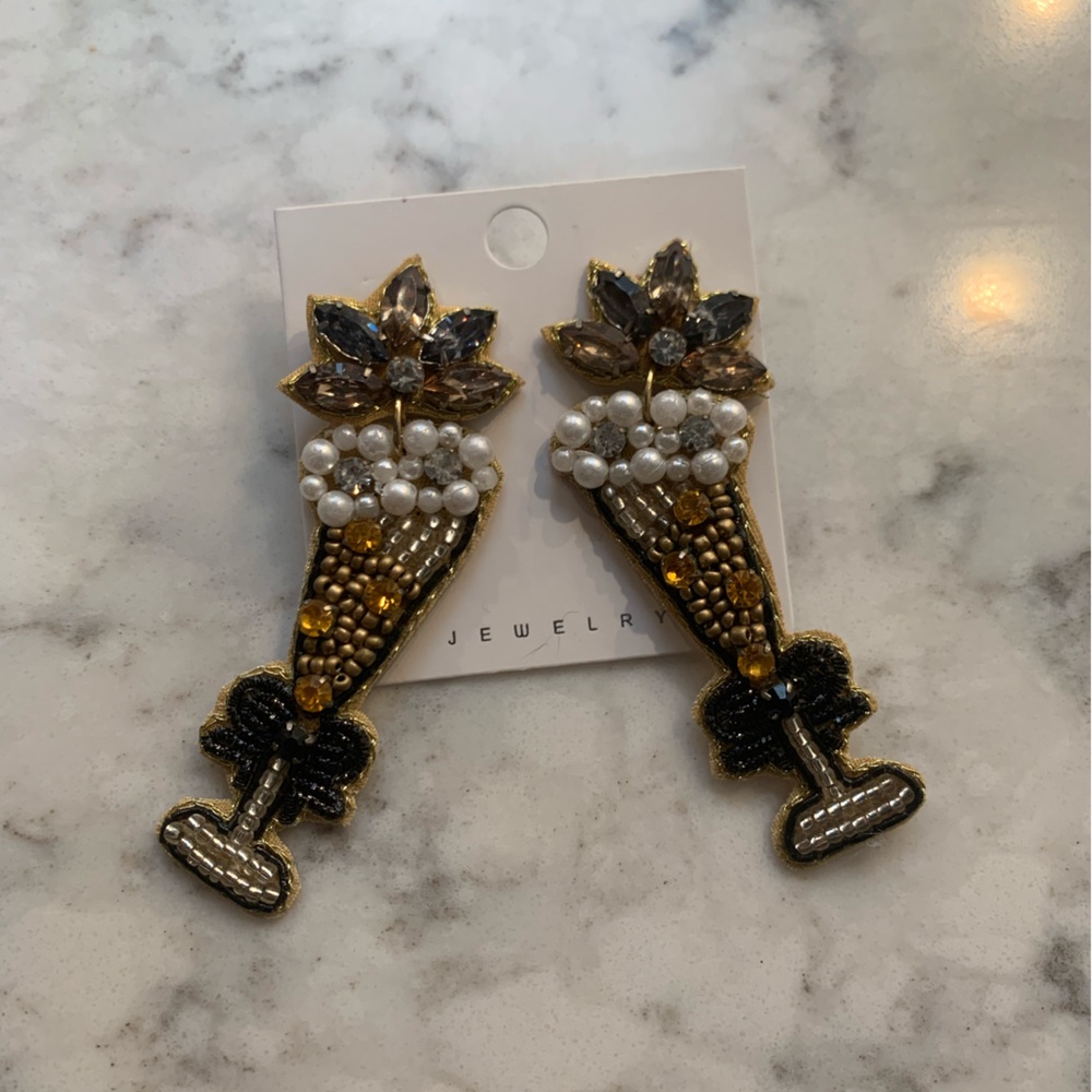 🥂Champagne Celebration Earrings🥂